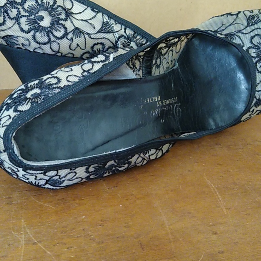 Vintage High Heels 1960s Sheer Floral - Picture 7 of 11